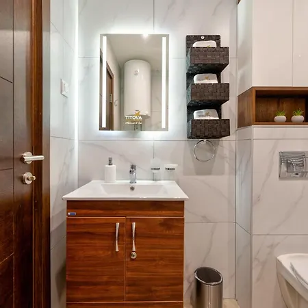 Biser Titova 公寓 兹拉蒂博尔